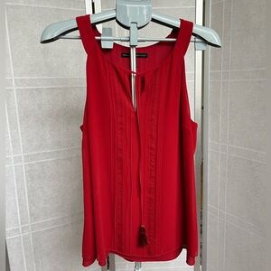 White House Black Market Red Tassel Tie Tank Pintuck Sleeveless Blouse Size L